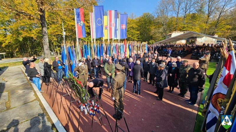 WhatsApp Image 2024 10 29 at 13.04.16 800x800 equal